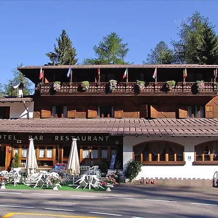 Vecchia America Hotel Folgarida